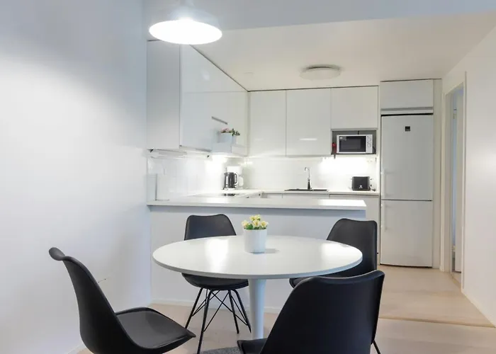 Spacious For 4 With Sauna In Jatkasaari