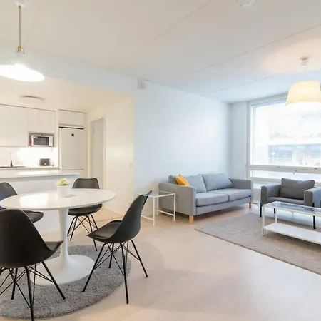 Spacious For 4 With Sauna In Jatkasaari * 赫尔辛基